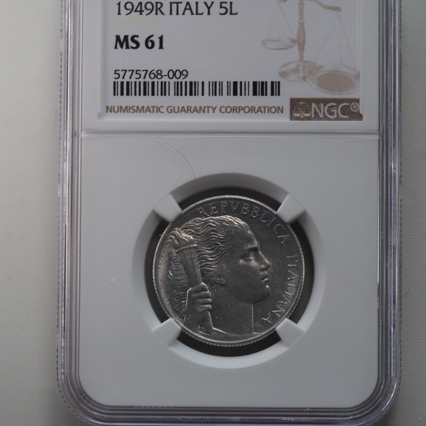 1979 ITALY 100L F.A.O 5775833-004 NGC AU 58 Coin